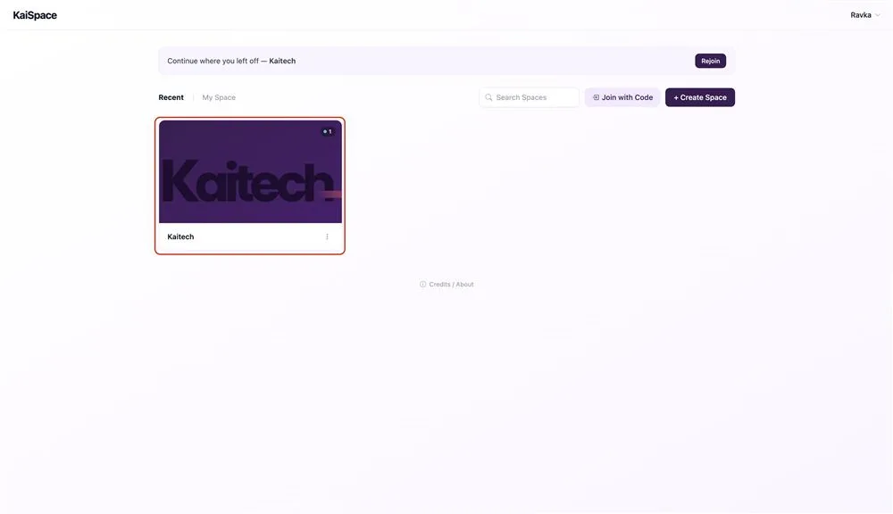 Lobby KAISPACE berisi kartu SPACE yang bisa dimasuki, dengan tombol Join with Code di atasnya.